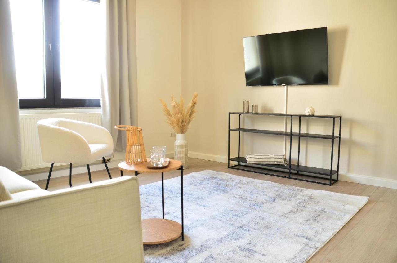 Milpau Bottrop 2 - Modernes Und Zentrales Premium-Apartment Fuer 4 Personen Mit Queensize-Bett Und Einzelbetten - Netflix, Nespresso Und Smart-Tv المظهر الخارجي الصورة