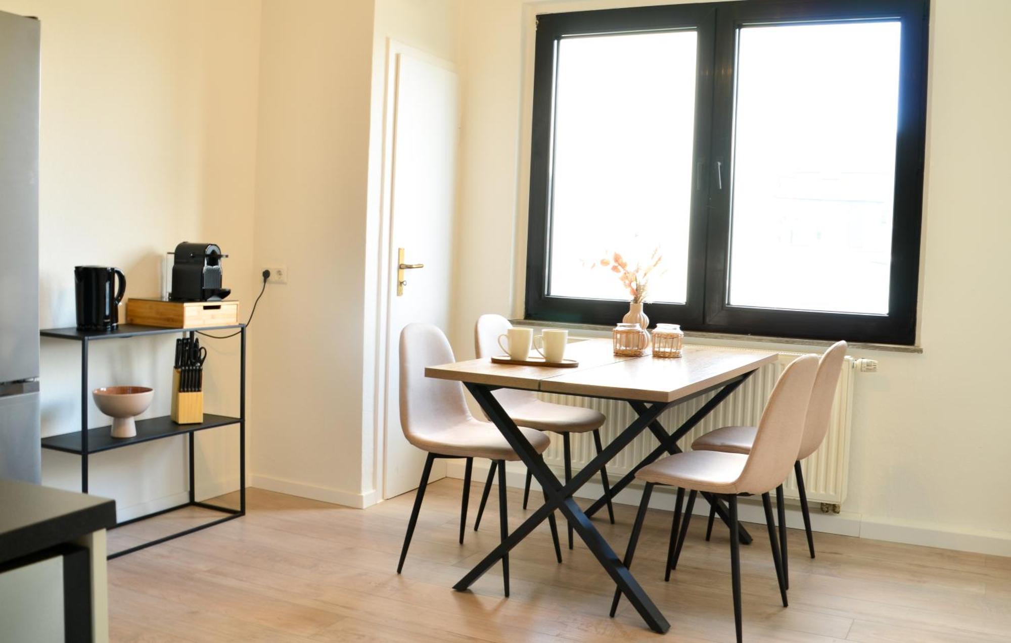 Milpau Bottrop 2 - Modernes Und Zentrales Premium-Apartment Fuer 4 Personen Mit Queensize-Bett Und Einzelbetten - Netflix, Nespresso Und Smart-Tv المظهر الخارجي الصورة