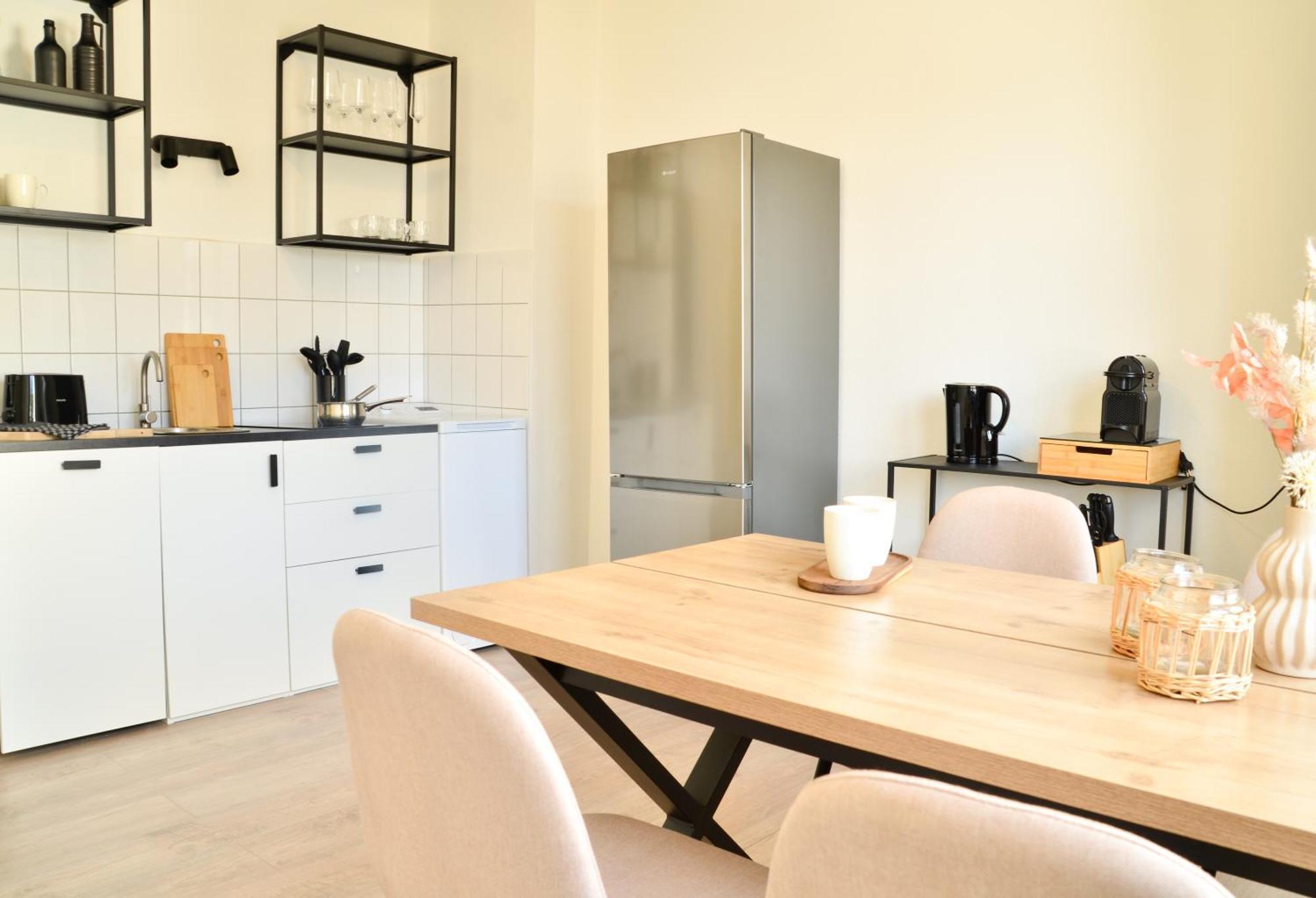 Milpau Bottrop 2 - Modernes Und Zentrales Premium-Apartment Fuer 4 Personen Mit Queensize-Bett Und Einzelbetten - Netflix, Nespresso Und Smart-Tv المظهر الخارجي الصورة